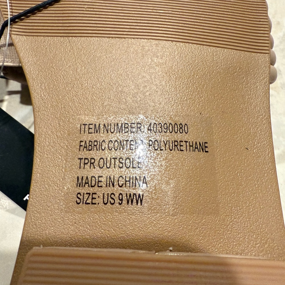 Torrid Beige Ribbed Slide Sandals - Picture 7 of 9